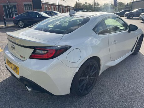 Toyota GR86 2.4 GR86 D-4S 2dr 19