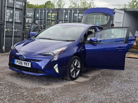 Toyota Prius 1.8 VVT-h Business Edition Plus Hatchback 5dr Petrol Hybrid CVT Euro 6 (s/s 7