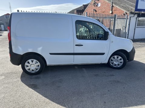 Renault Kangoo ML19 DCI Van air con, sat nav, parking sensors 8