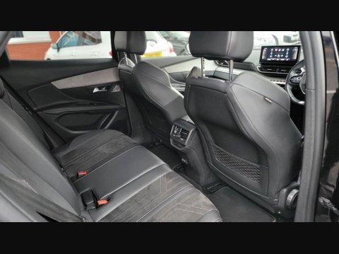 Peugeot 3008 PURETECH S/S GT PREMIUM 21