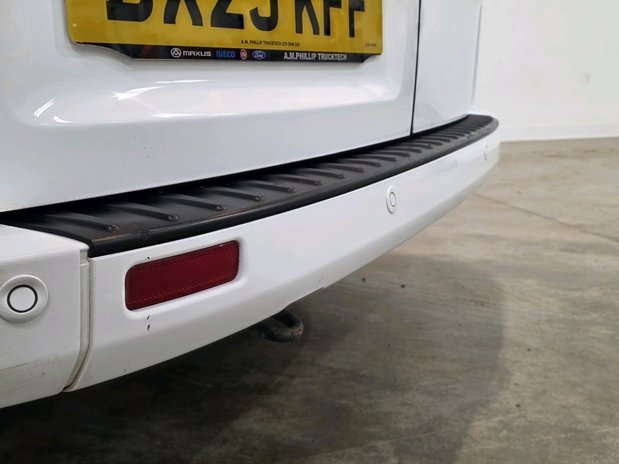 Ford Transit Custom TTRANSIT CUSTOM 320 L2 DIESEL FWD 2.0 Eco Blue 130ps Low Roof D/Cab Limited 8