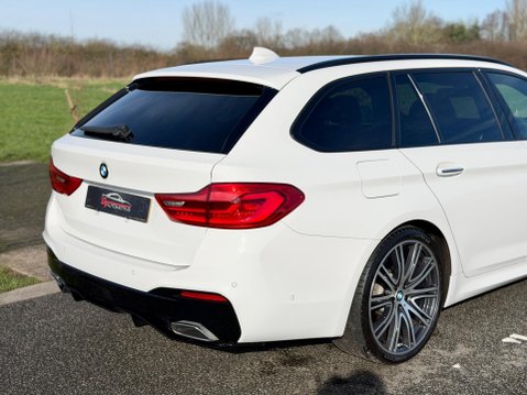 BMW 5 Series 3.0 530d M Sport Touring Auto xDrive Euro 6 (s/s) 5dr 8