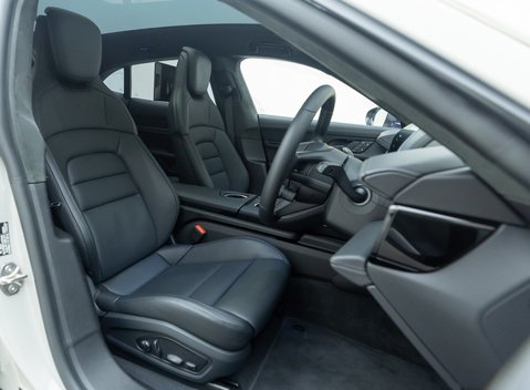 Porsche Taycan 4S CROSS TURISMO 11