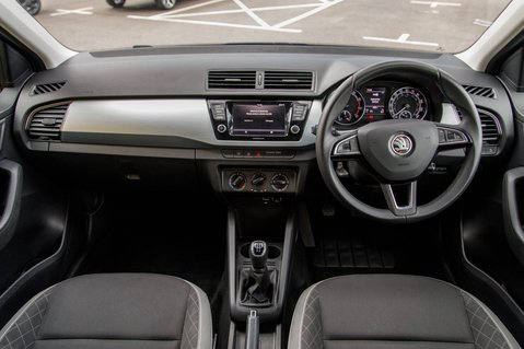 Skoda Fabia COLOUR EDITION TSI 3