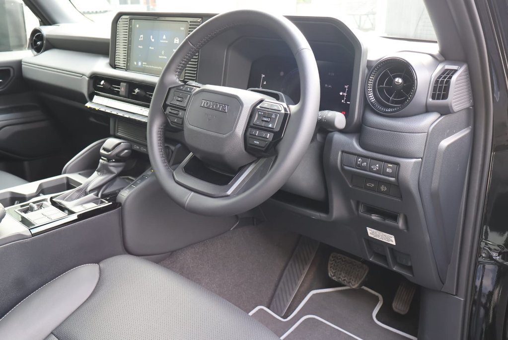 Toyota Land Cruiser 2026 COMMERCIAL WIDEBODY 2 INCH OLM MAN EMU LIFT REAR SEATS FITTED  13