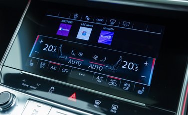 Audi RS6 AVANT PERFORMANCE CARBON VORSPRUNG 24