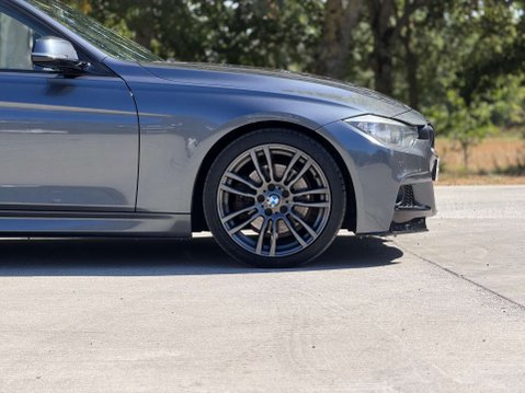 BMW 3 Series 3.0 330d M Sport Auto 4dr 6