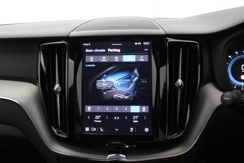 Volvo XC60 5dr 2.0 T6 350 RC PHEV Plus Black ED AWD Automatic 13