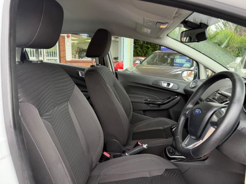 Ford Fiesta 1.25 Zetec Euro 5 5dr 18