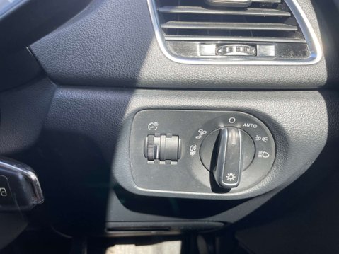 Audi Q3 2.0 Q3 SE TDI 5dr 33