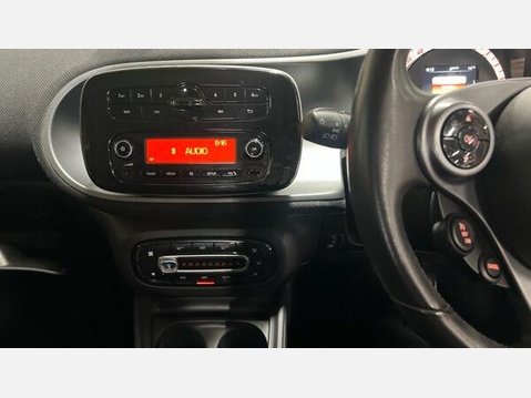 Smart Fortwo Coupe 1.0 Passion Twinamic Euro 6 (s/s) 2dr 6