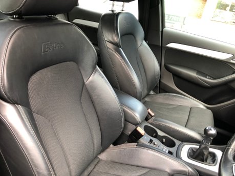Audi Q3 2.0 TDI QUATTRO S LINE Manual with Good Service History 18