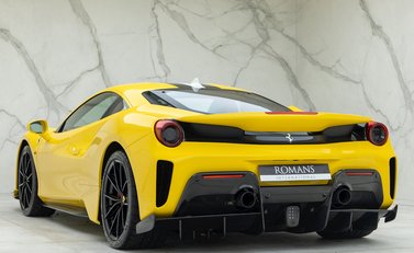 Ferrari 488 Pista 3