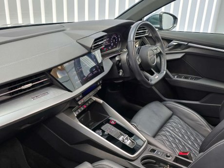 Audi S3 2.0 TFSI Sportback 5dr Petrol S Tronic quattro Euro 6 (s/s) (310 ps) 44