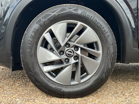 Nissan Qashqai DIG-T ACENTA PREMIUM MHEV 4