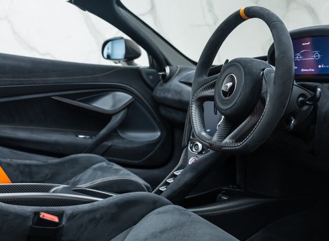 McLaren 765LT Spider 17