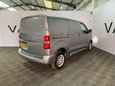 Vauxhall Vivaro 2.0 Vivaro 3100 Sportive S/S 10