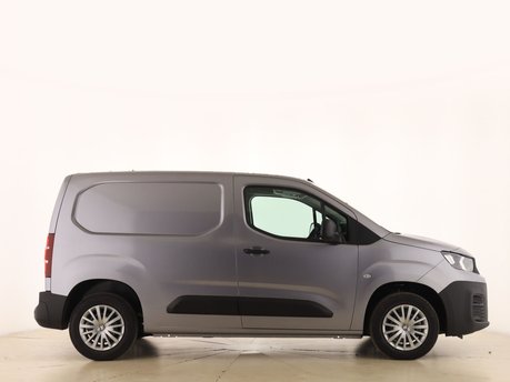 Peugeot Partner Standard 650 1.5 BlueHDi 100 Professional Premium Van 4