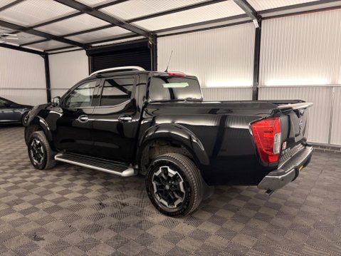 Nissan Navara 2.3 dCi Tekna Auto 4WD Euro 6 4dr 47