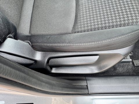 Mazda 2 SE-L NAV 16