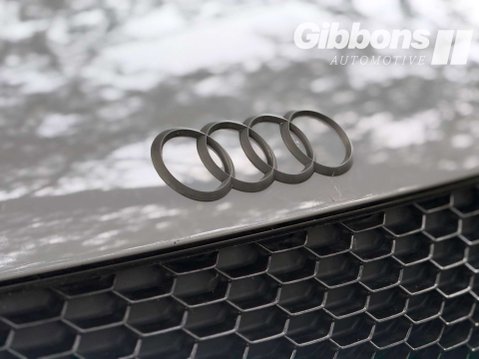 Audi R8 5.2 R8+ Quattro V10 Semi-Auto 4WD 2dr 37