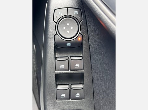 Ford Fiesta 1.0T EcoBoost ST-Line Euro 6 (s/s) 5dr 14