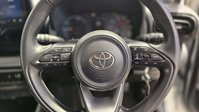 Toyota Yaris 1.5 VVT-h Icon Hatchback 5dr Petrol Hybrid E-CVT Euro 6 (s/s) (116 ps) 31