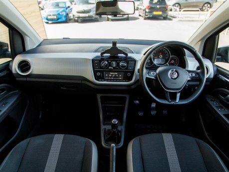 Volkswagen Up HIGH UP TSI BLUEMOTION TECHNOLOGY