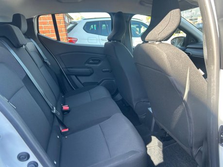 Dacia Sandero 1.0 TCe Essential Euro 6 (s/s) 5dr 14