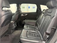 Audi SQ7 4.0 TDI V8 SUV 5dr Diesel Tiptronic quattro Euro 6 (s/s) (435 ps) 41