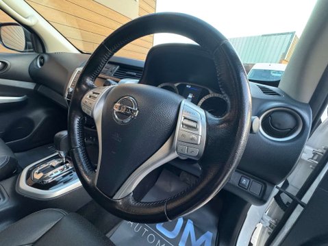 Nissan Navara 2.3 Navara Tekna dCi Auto 4WD 5dr 26