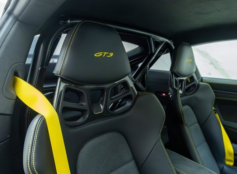 Porsche 911 GT3 (992) 7