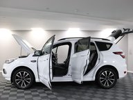 Ford Kuga ST-LINE 16