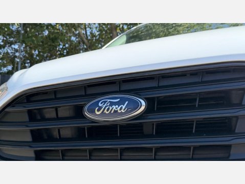 Ford Transit Connect 220 BASE TDCI 11