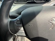 Peugeot 2008 ALLURE PREMIUM 12