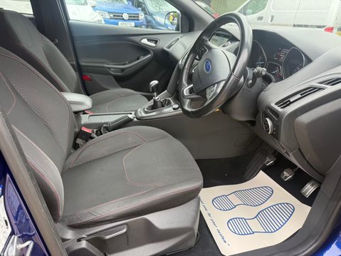 Ford Focus 1.0T EcoBoost ST-Line Hatchback 5dr Petrol Manual Euro 6 (s/s) (140 ps) 26