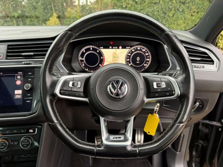 Volkswagen Tiguan 2.0 TDI R-Line Euro 6 (s/s) 5dr 19