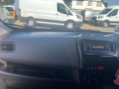 Fiat Doblo 1.2 Doblo 16V MultiJet II FRIDGE VAN 29