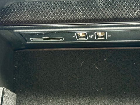 Mercedes-Benz C Class C200 D SPORT 41