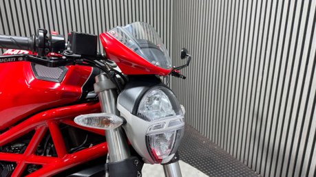 Ducati Monster 696 2011 ONLY 5K SERVICED WARRANTY 696CC LONG MOT VERY CLEAN NAKED 40