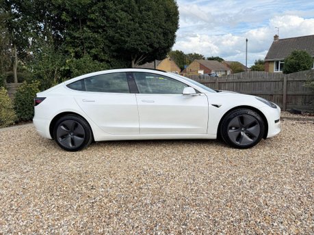 Tesla Model 3 Standard Range Plus Auto RWD 4dr 5