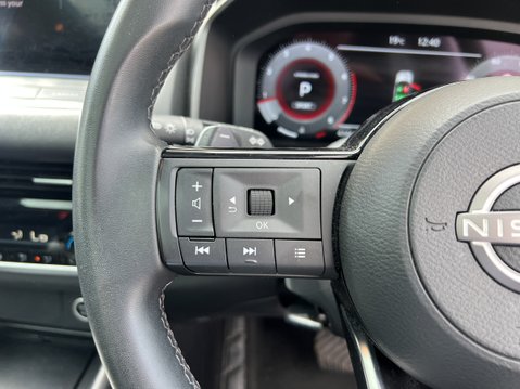 Nissan Qashqai 1.3 DIG-T MHEV N-Connecta SUV 5dr Petrol Hybrid XTRON Euro 6 (s/s) (158 ps) 20