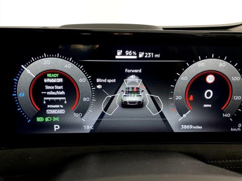 Nissan ARIYA 63kWh Evolve SUV 5dr Electric Auto 7.4kW Charger (217 ps) 13