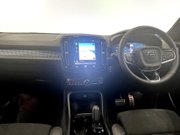 Volvo XC40 1.5 T3 R-Design SUV 5dr Petrol Auto Euro 6 (s/s) (163 ps) 19