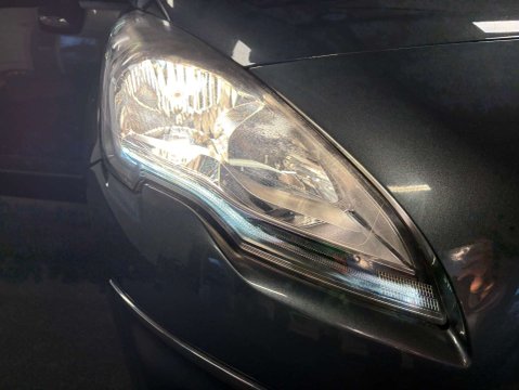 Peugeot 3008 BLUE HDI S/S ALLURE 44