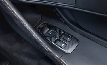 McLaren 570S Spider 21