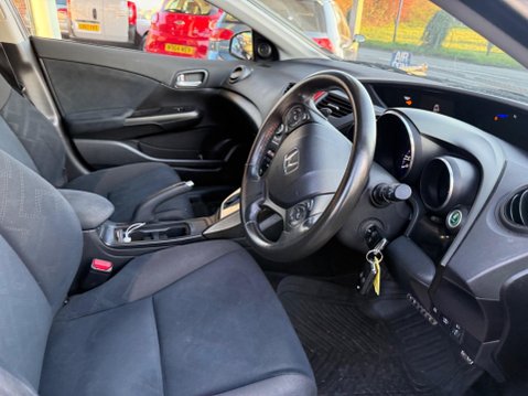 Honda Civic 1.8 i-VTEC ES Auto Euro 5 5dr 16