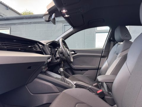 Audi A1 SPORTBACK TFSI S LINE 43