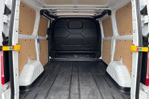 Ford Transit Custom 280 130 ps L1 Limited Panel Van - Sat Nav 13