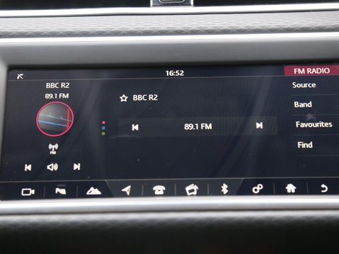 Land Rover Range Rover Evoque 1.5 P300e 12.2kWh S Auto 4WD Euro 6 (s/s) 5dr 16
